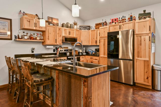 290 Mockingbird Lane, Shell Knob, MO 65747