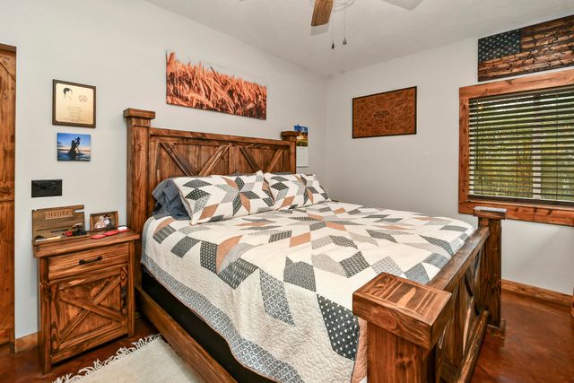 290 Mockingbird Lane, Shell Knob, MO 65747