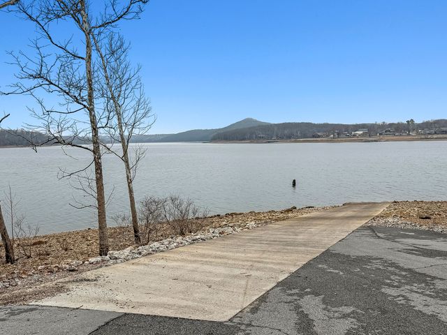 290 Mockingbird Lane, Shell Knob, MO 65747