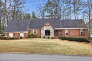 903 Chestnut Hill SW Road, Marietta, GA 30064