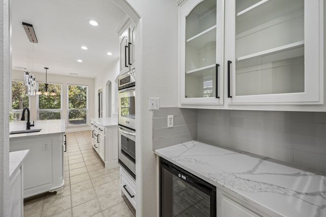 6400 Rogers Drive, North Richland Hills, TX 76182