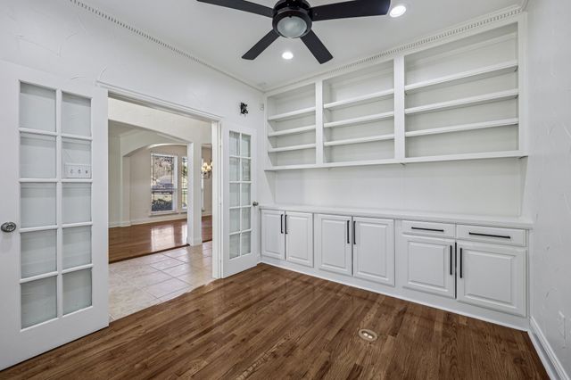 6400 Rogers Drive, North Richland Hills, TX 76182