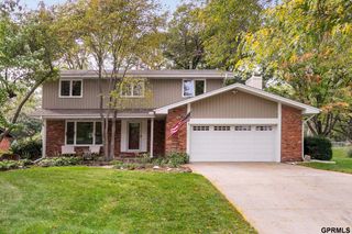 3735 S 44th Street, Lincoln, NE 68506