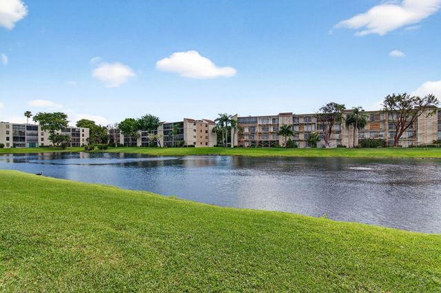 14360 Strathmore Lane 406, Delray Beach, FL 33446