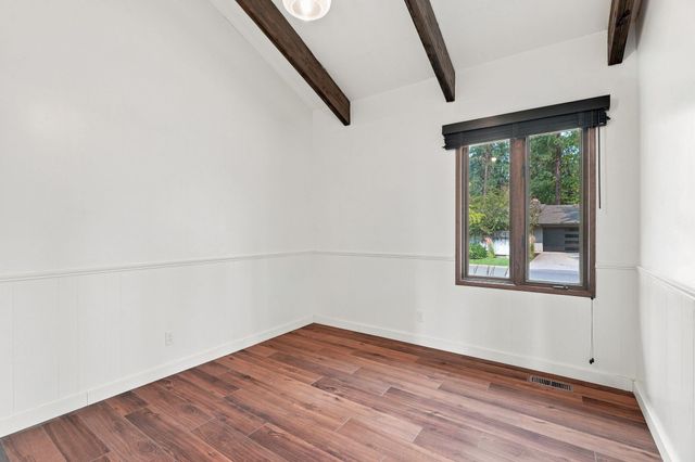 1624 E 49th Ave, Spokane, WA 99223