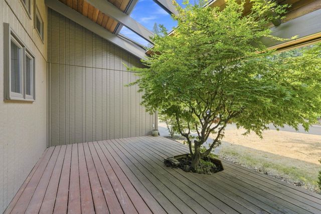 1624 E 49th Ave, Spokane, WA 99223