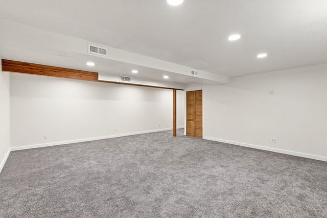 1624 E 49th Ave, Spokane, WA 99223