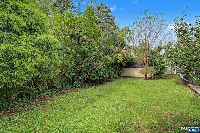 13 Spruce Place, Denville Township, NJ 07834