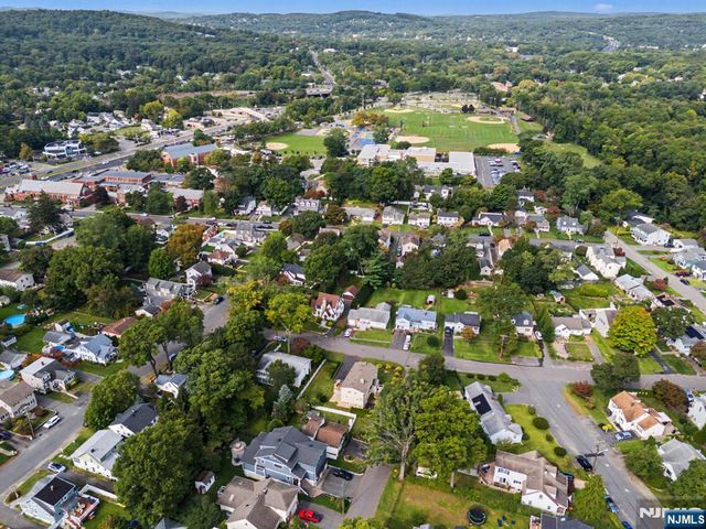 13 Spruce Place, Denville Township, NJ 07834