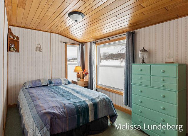 11601 Van Lopik Avenue, Grand Haven, MI 49417