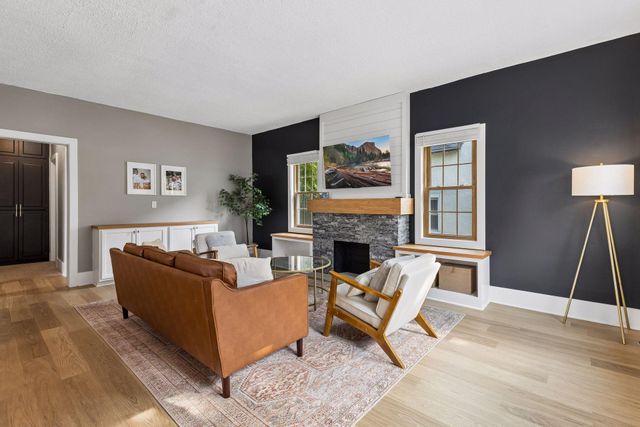 1614 Vincent Avenue N, Minneapolis, MN 55411