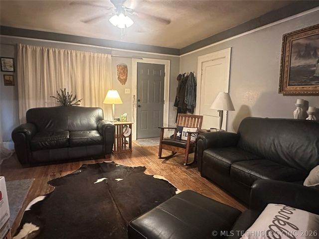 12110 Gun Club Road, Okmulgee, OK 74447