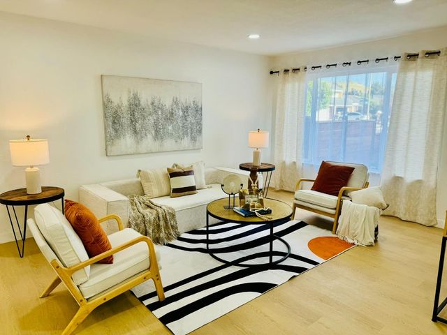 1213 Lightland Road, San Jose, CA 95121