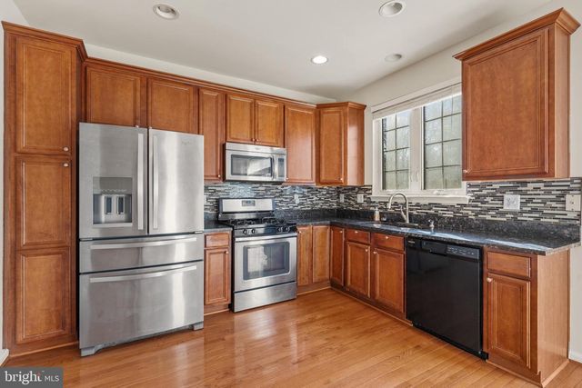 4505 HENLEY PL, Fairfax, VA 22030