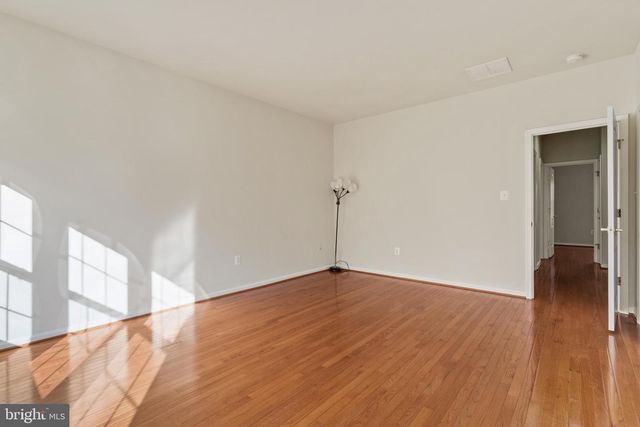 4505 HENLEY PL, Fairfax, VA 22030