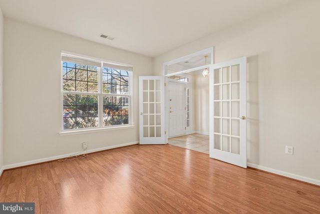 4505 HENLEY PL, Fairfax, VA 22030