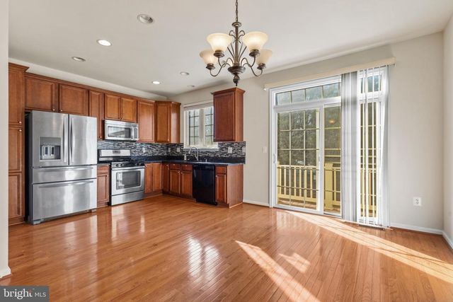 4505 HENLEY PL, Fairfax, VA 22030