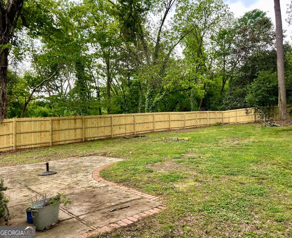 314 W South Street, Greensboro, GA 30642