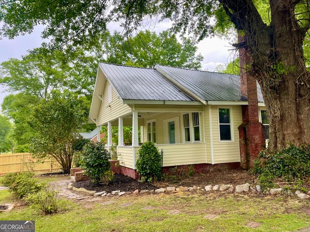314 W South Street, Greensboro, GA 30642