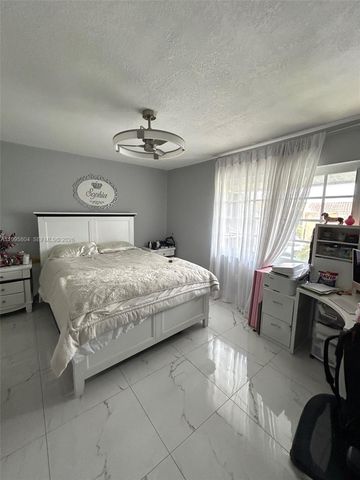 15645 SW 74th Cir Drive 45, Miami, FL 33193