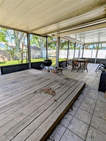 2001 GROVELAND ROAD, Palm Harbor, FL 34683
