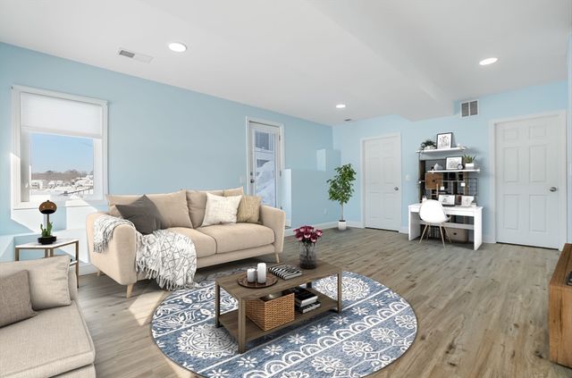 52 Savory St. 52, Lynn, MA 01904