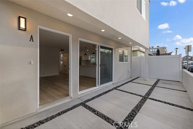 210 Grant Street A, Newport Beach, CA 92663