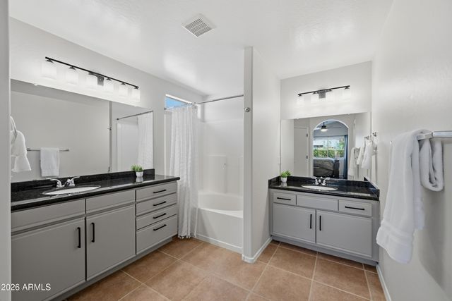 13392 W REDFIELD Road, Surprise, AZ 85379