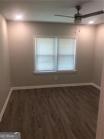 700 Lynn Circle SW, Atlanta, GA 30311