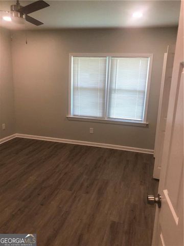 700 Lynn Circle SW, Atlanta, GA 30311