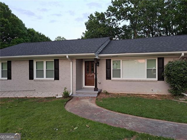 700 Lynn Circle SW, Atlanta, GA 30311