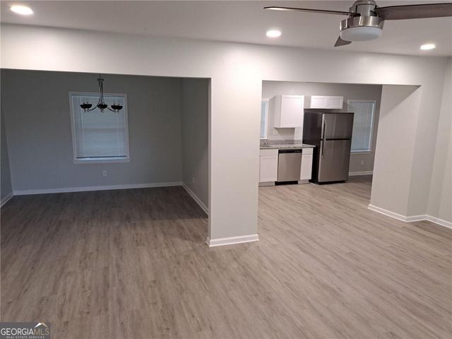 700 Lynn Circle SW, Atlanta, GA 30311