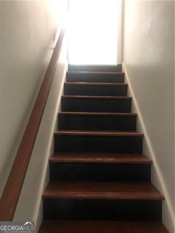 700 Lynn Circle SW, Atlanta, GA 30311