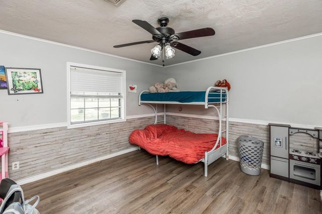 15838 Phend Road, Hamshire, TX 77622