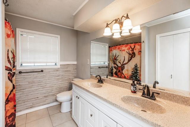 15838 Phend Road, Hamshire, TX 77622