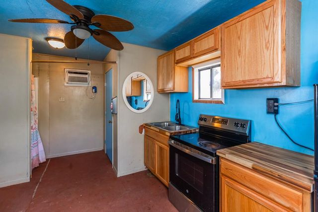 15838 Phend Road, Hamshire, TX 77622