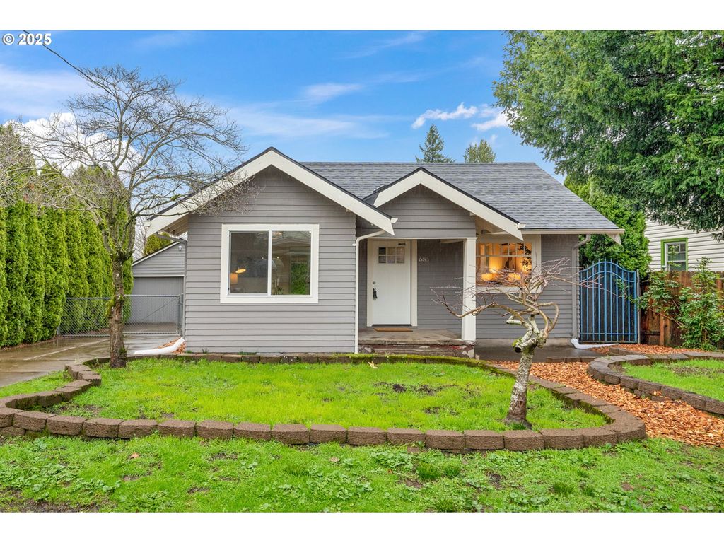 6861 N SKY St, Portland, OR 97203