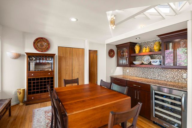 2694 Brady Drive, Bloomfield Hills, MI 48304