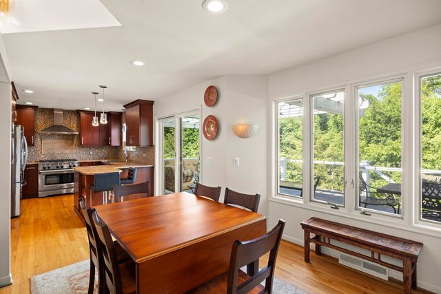 2694 Brady Drive, Bloomfield Hills, MI 48304