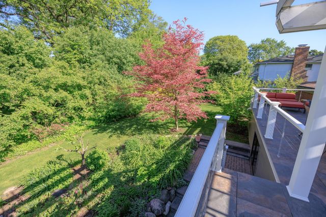 2694 Brady Drive, Bloomfield Hills, MI 48304