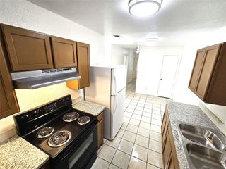 2837 Ave J, Fort Worth, TX 76105