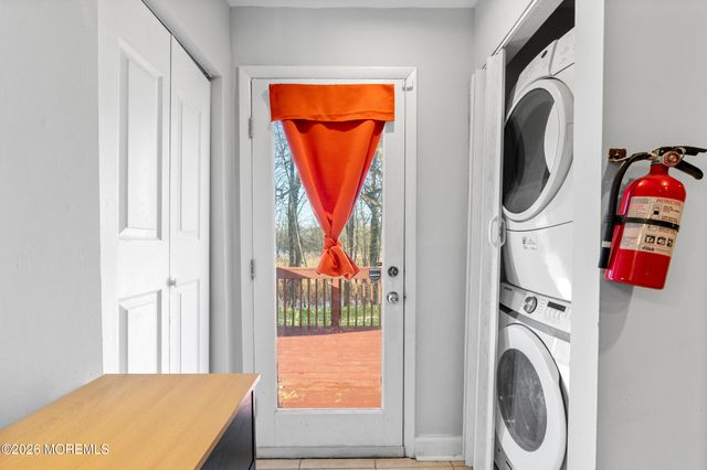 107 Boulevard W, Keyport, NJ 07735