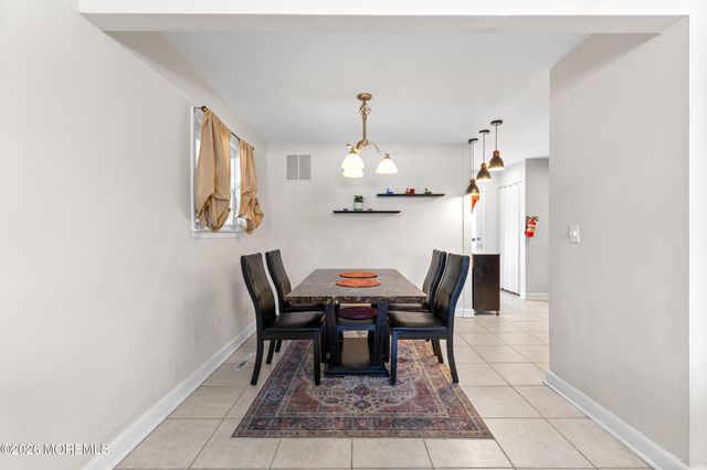 107 Boulevard W, Keyport, NJ 07735