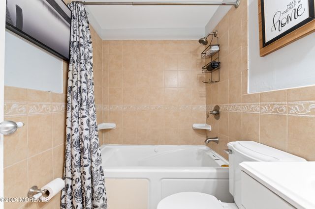 107 Boulevard W, Keyport, NJ 07735