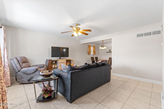 107 Boulevard W, Keyport, NJ 07735