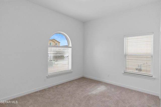 103 Madrid Street, Santa Teresa, NM 88008