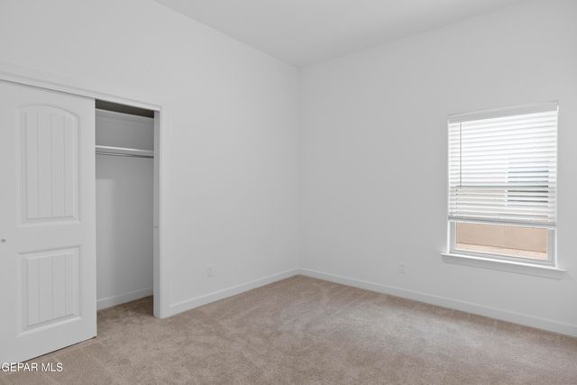 103 Madrid Street, Santa Teresa, NM 88008
