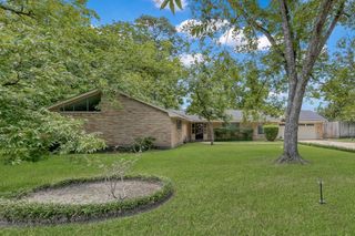 1107 Holly Drive, Conroe, TX 77301
