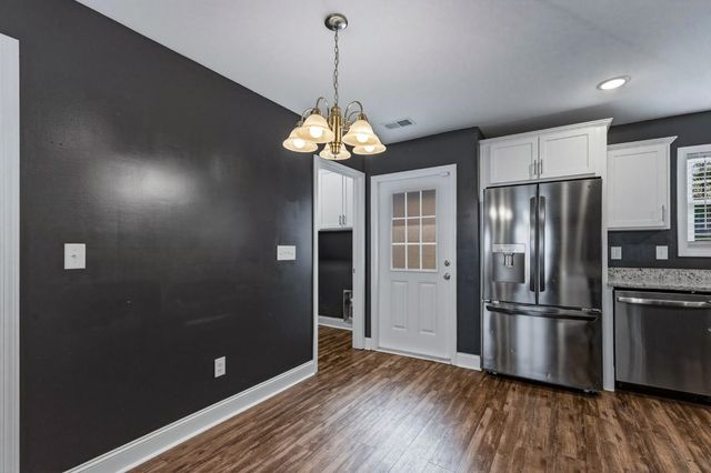 1105 Hickory Dr., Conway, SC 29526