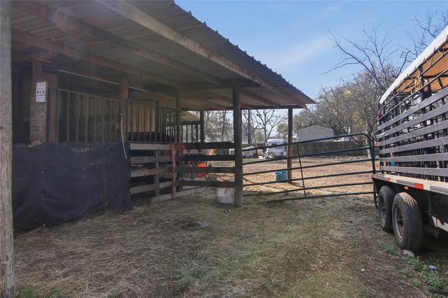 205 W Harris Avenue, Pasadena, TX 77506